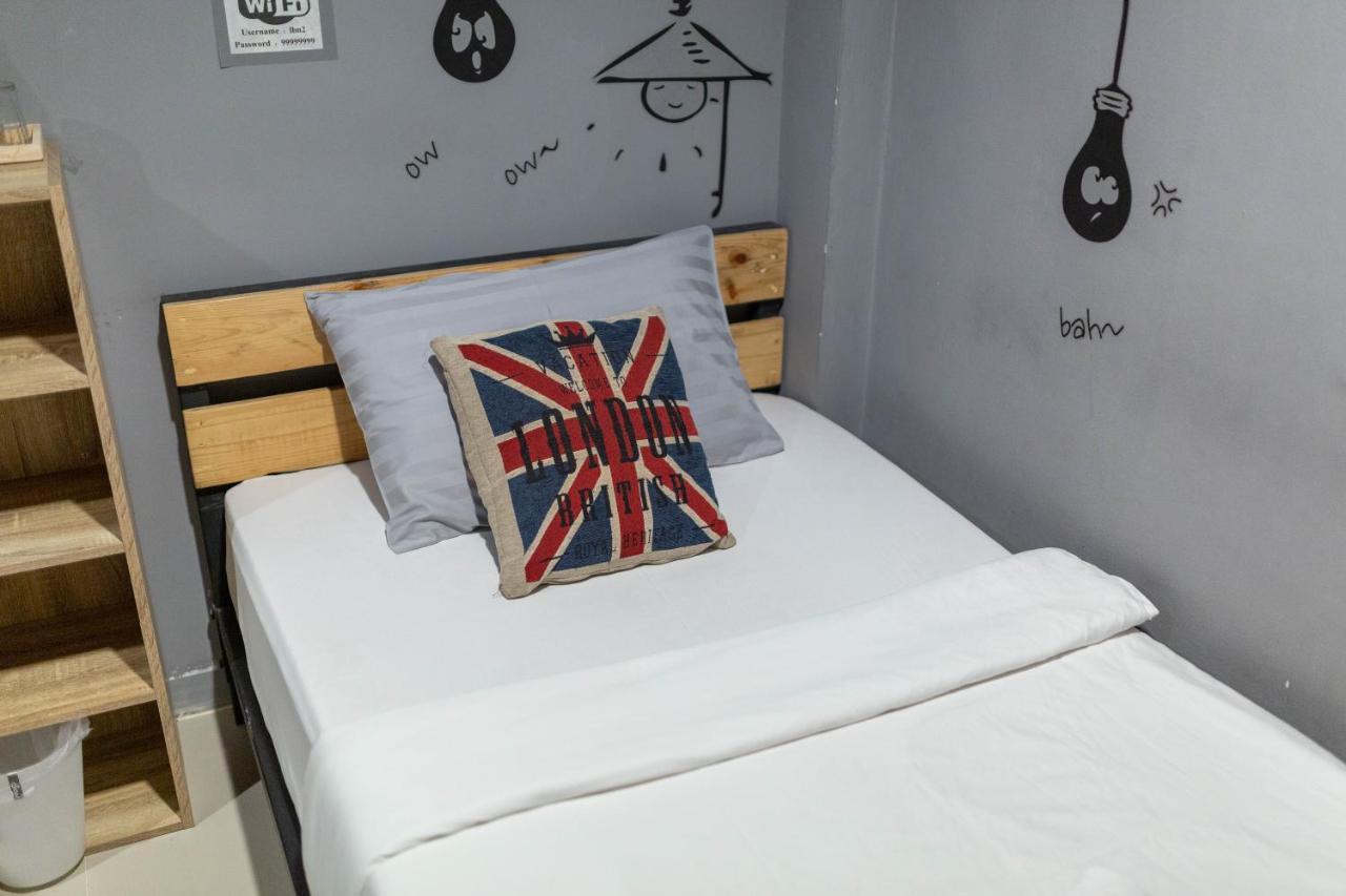 La Belle Nuit House Vandrehjem Chiang Mai Eksteriør billede